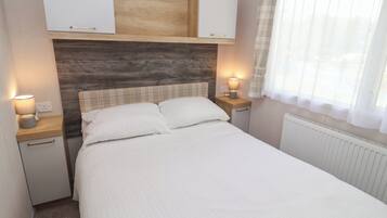 2 bedrooms, individually decorated, individually furnished, free WiFi