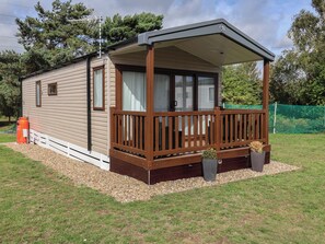 Exterior - Stag Lodge, Caravan 70 (Great Yarmouth)