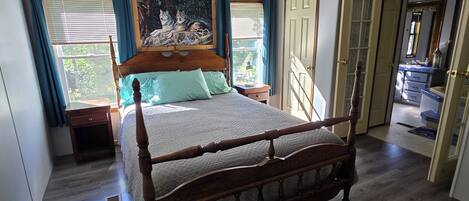 2 عدّة غرف نوم وواي فاي وملاءات أسرّة