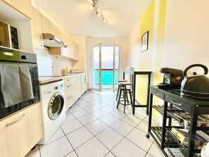 Fridge, microwave, oven, dishwasher