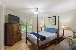 4 多间卧室、免费 WiFi、床单