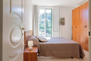 Room - CASA ZEFIRO - Sanremo - Centro - Parcheggio (Sanremo)