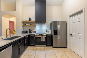 Studio (1 Bedroom) | Floor plan