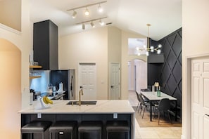 Floor plan - Cozy Queen BR + Pool Access Near Disney (Clermont)