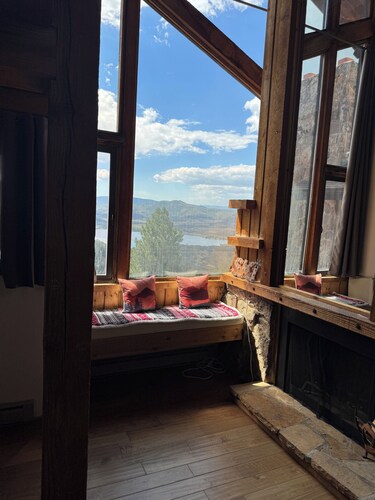 Warm, Cozy and Inviting Steamboat Condo