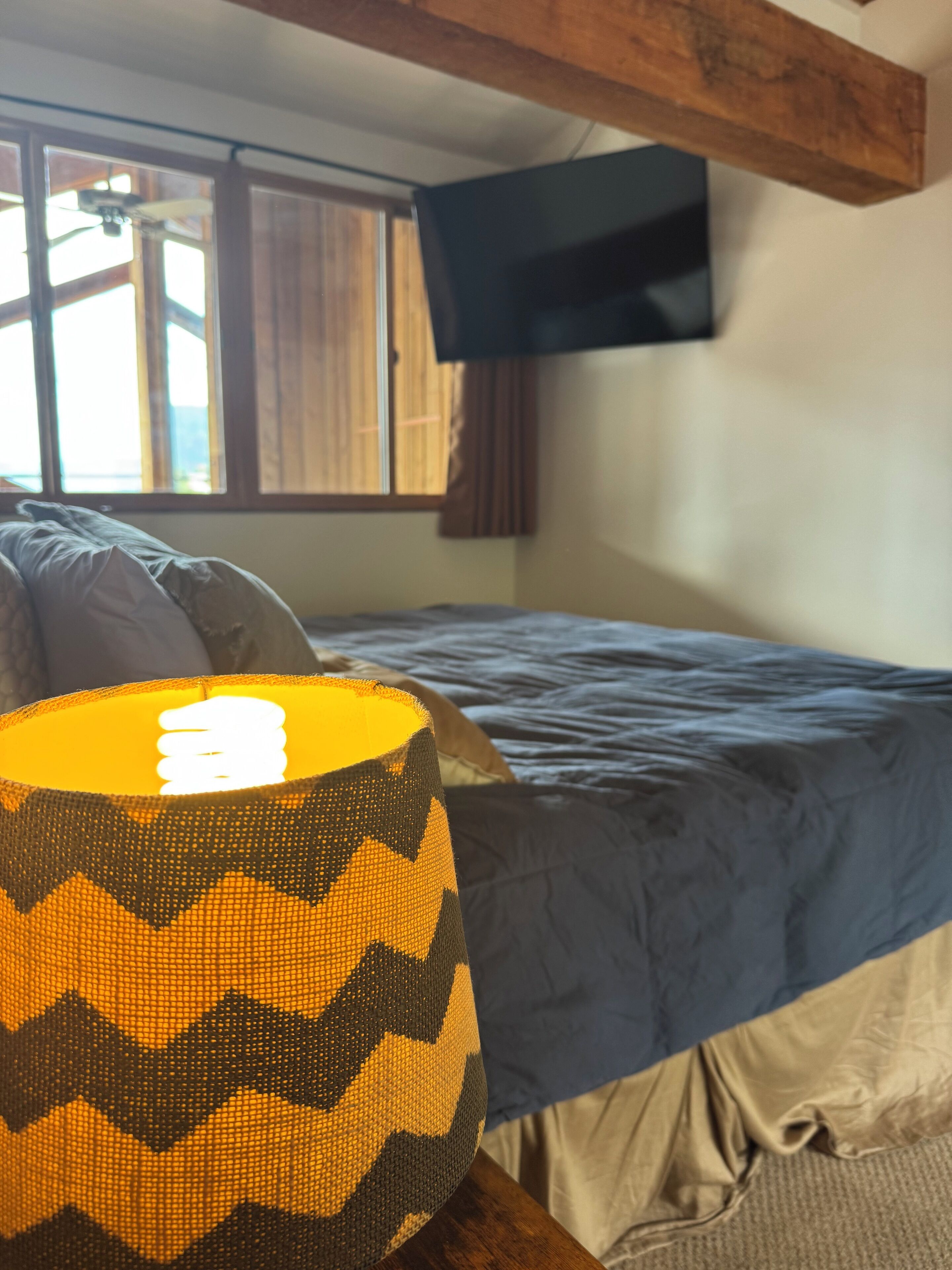2 chambres, fer et planche à repasser, Wi-Fi, draps fournis