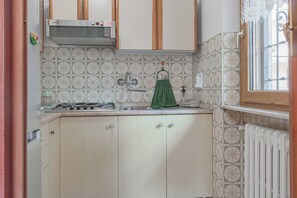 Private kitchen - CATTY'S HOUSE - Mare - Parcheggio (Santo Stefano al Mare)