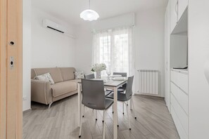 Dining - CASA ALICE - Monolocale - Sanremo (Sanremo)