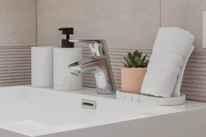 Hair dryer, towels