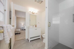 Shower, towels