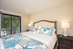 4 bedrooms, WiFi, bed sheets