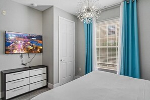 3 bedrooms, Internet