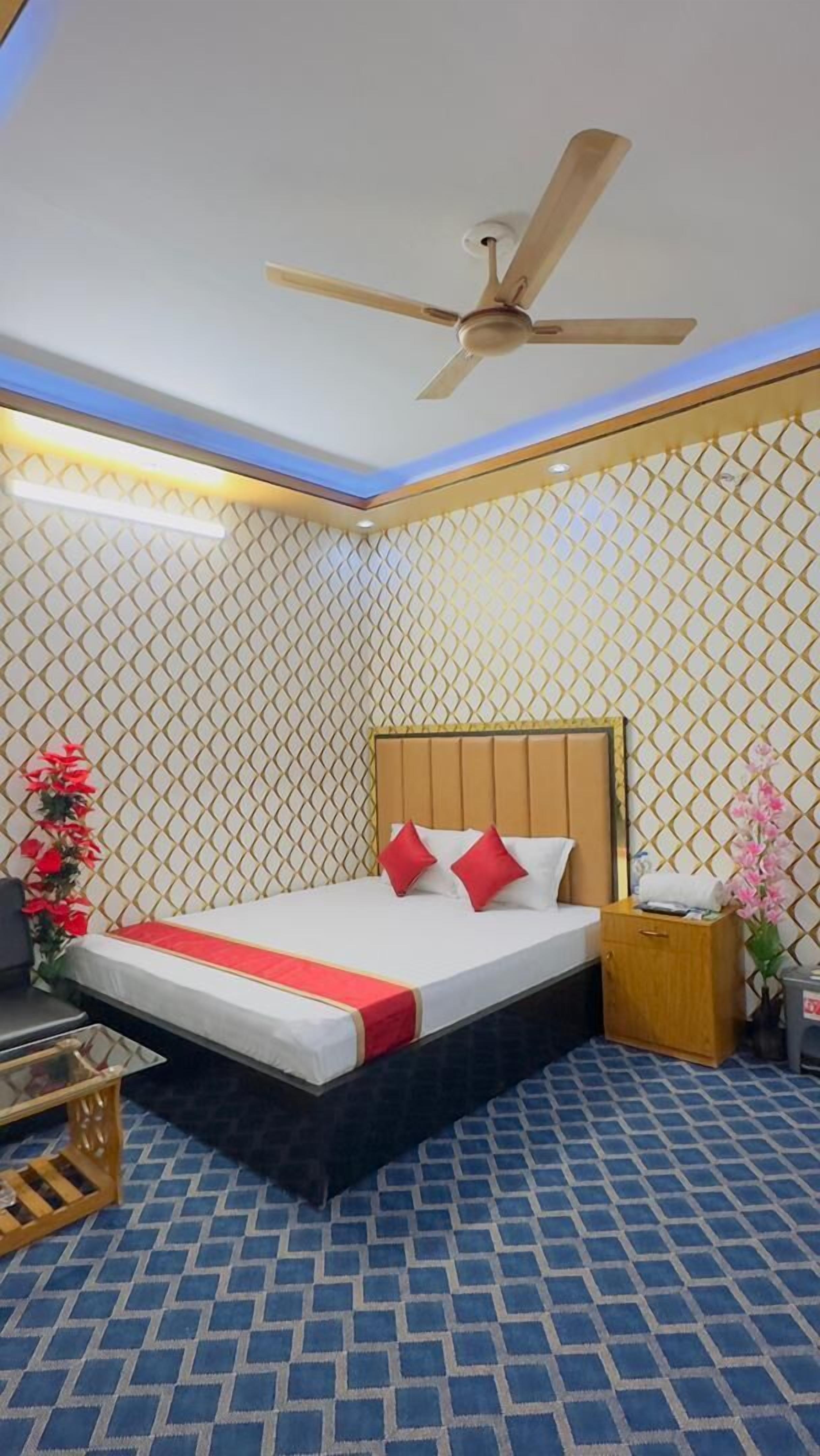 Deluxe Suite | Free WiFi