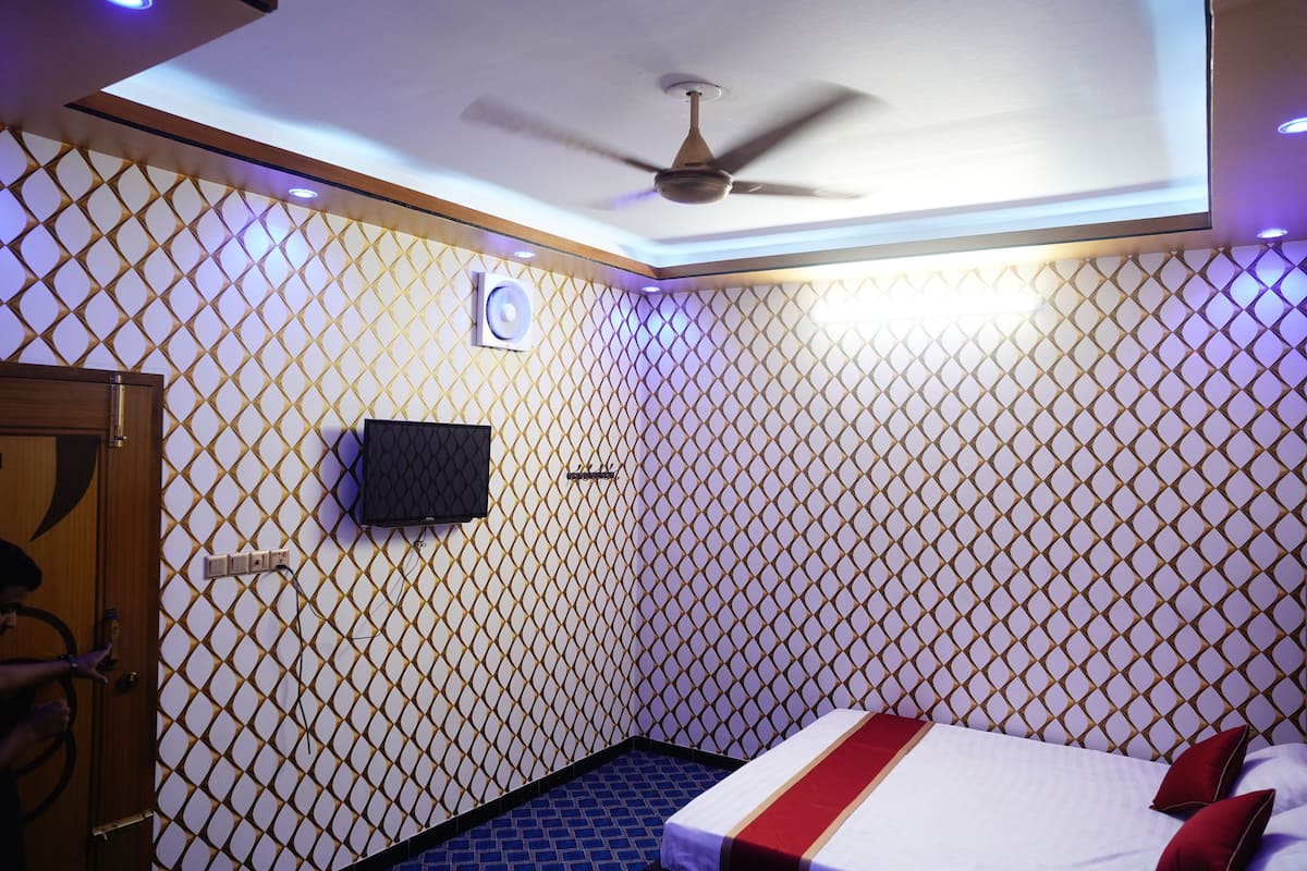 Deluxe Suite | Free WiFi