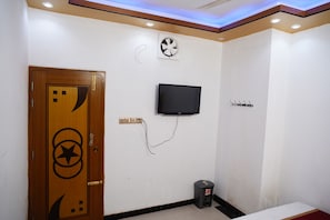 Deluxe Double Room | Free WiFi
