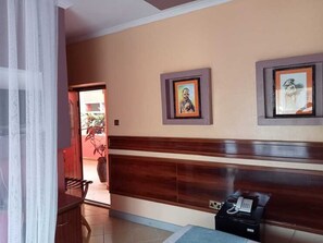 Deluxe Double Room | Desk, laptop workspace, free WiFi