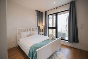 2 室のベッドルーム、WiFi、ベッドシーツ