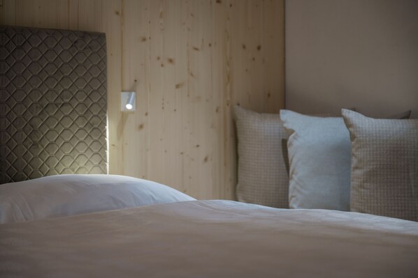 1 多间卧室、熨斗/熨衣板、WiFi、床单