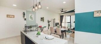 Mahjong Midvalley The Jade 3Br8pax Mosaic Southkey