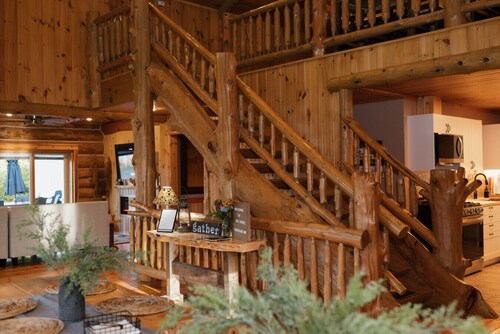Up North Lodge Gathering Place