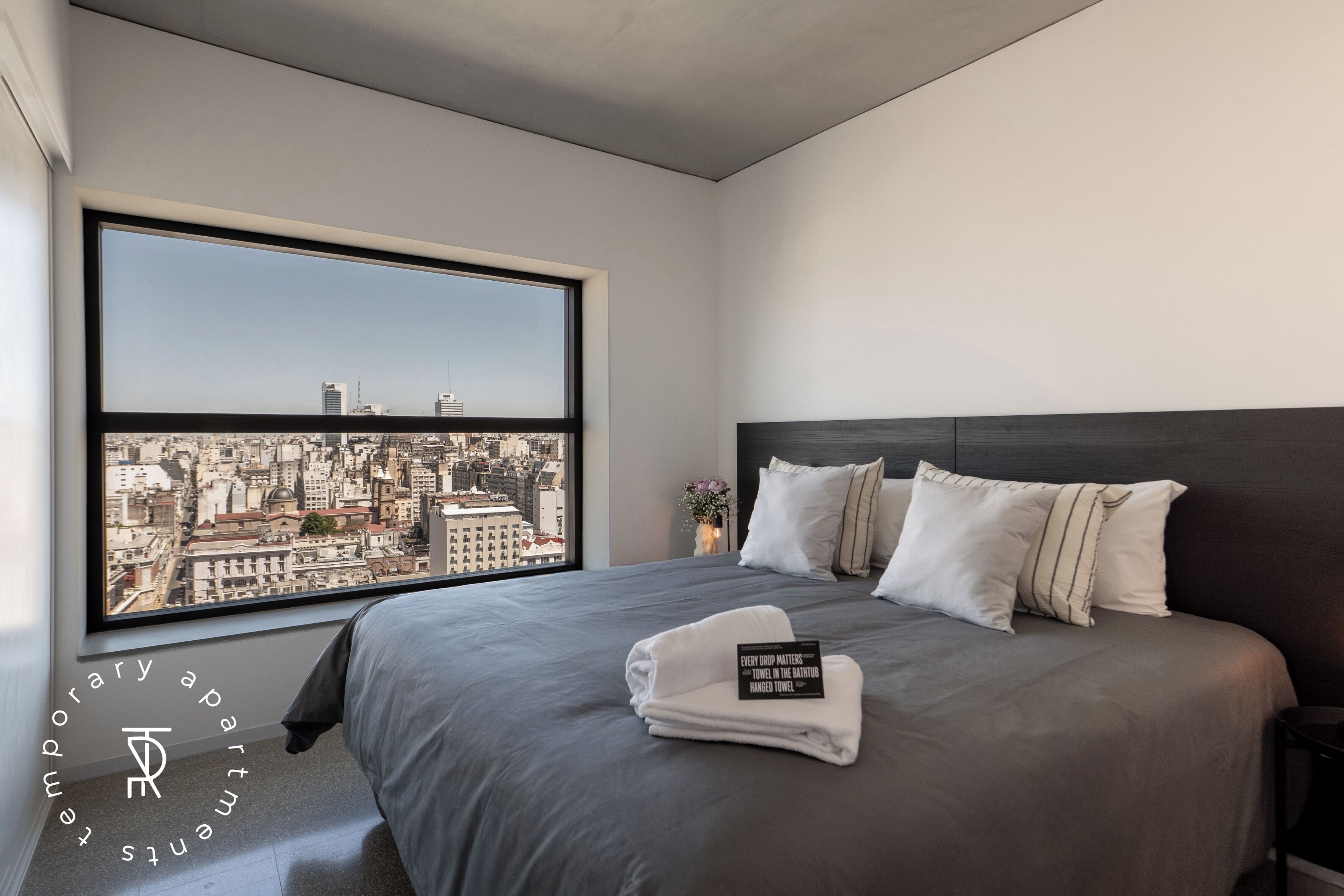 Caja de seguridad en la habitación, wifi gratis y ropa de cama 