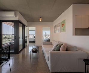Living area - Top Rentals Huergo (Buenos Aires)