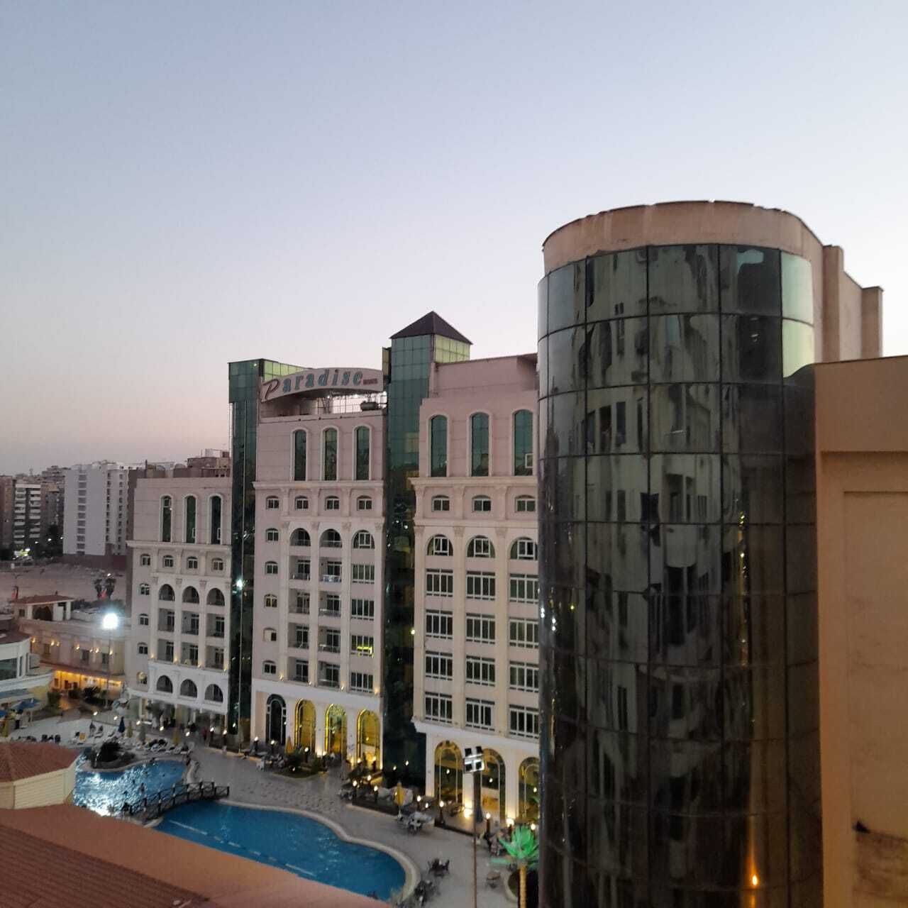 المنشأة من الخارج