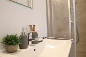 ห้องน้ำ