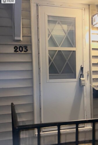 Steps to Metra - Fully Updated - Sleeps 7