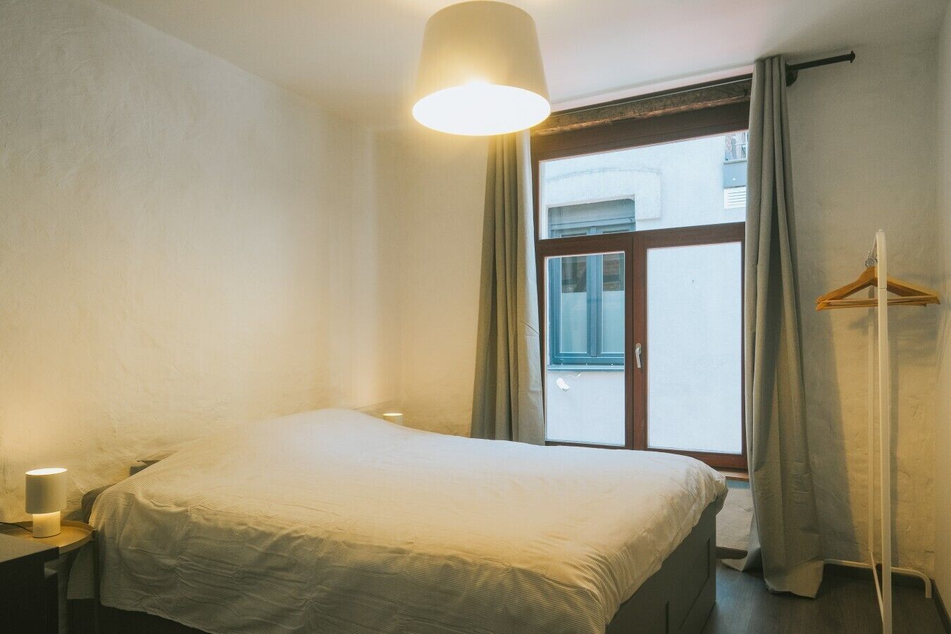 2 slaapkamers, een strijkplank/strijkijzer, wifi, beddengoed