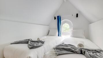 1 chambre, fer et planche Ă  repasser, accĂšs Internet, draps fournis