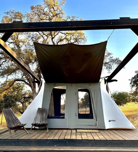 Cute, Lakeside Glamping Bell Tent #2, Wheatland, California