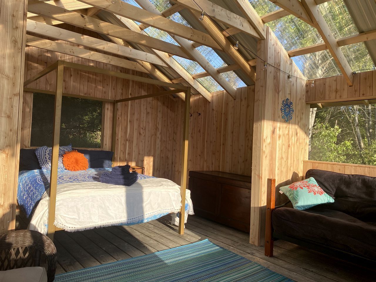 1 dormitorio y ropa de cama