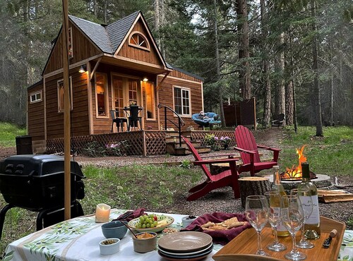 Owl Creek Cabin Mountain Getaway near Ashland, Oregon