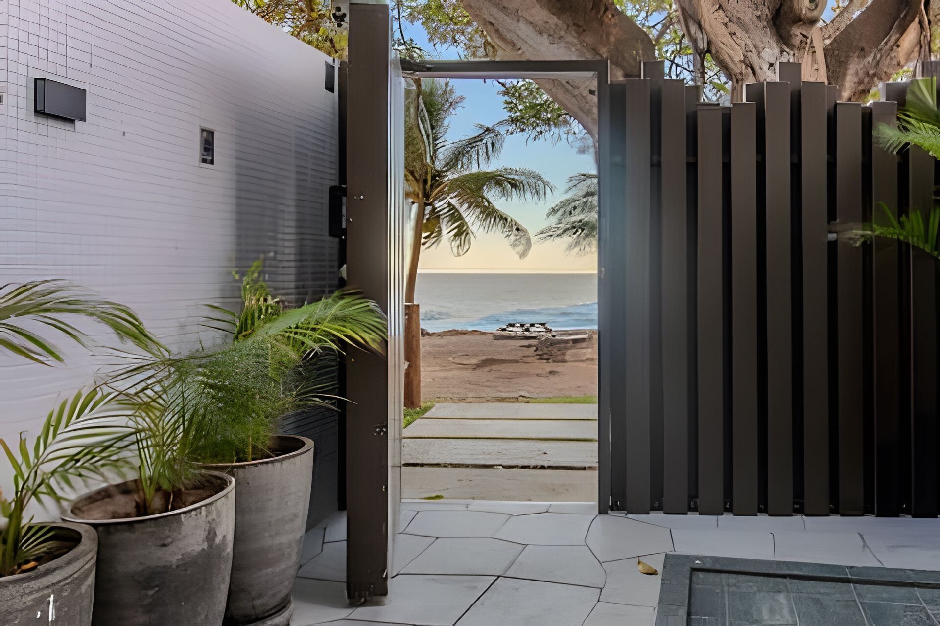 Deluxe Apartment | Property grounds