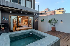 Deluxe Apartment | Outdoor spa tub - Get Sense (João Pessoa)