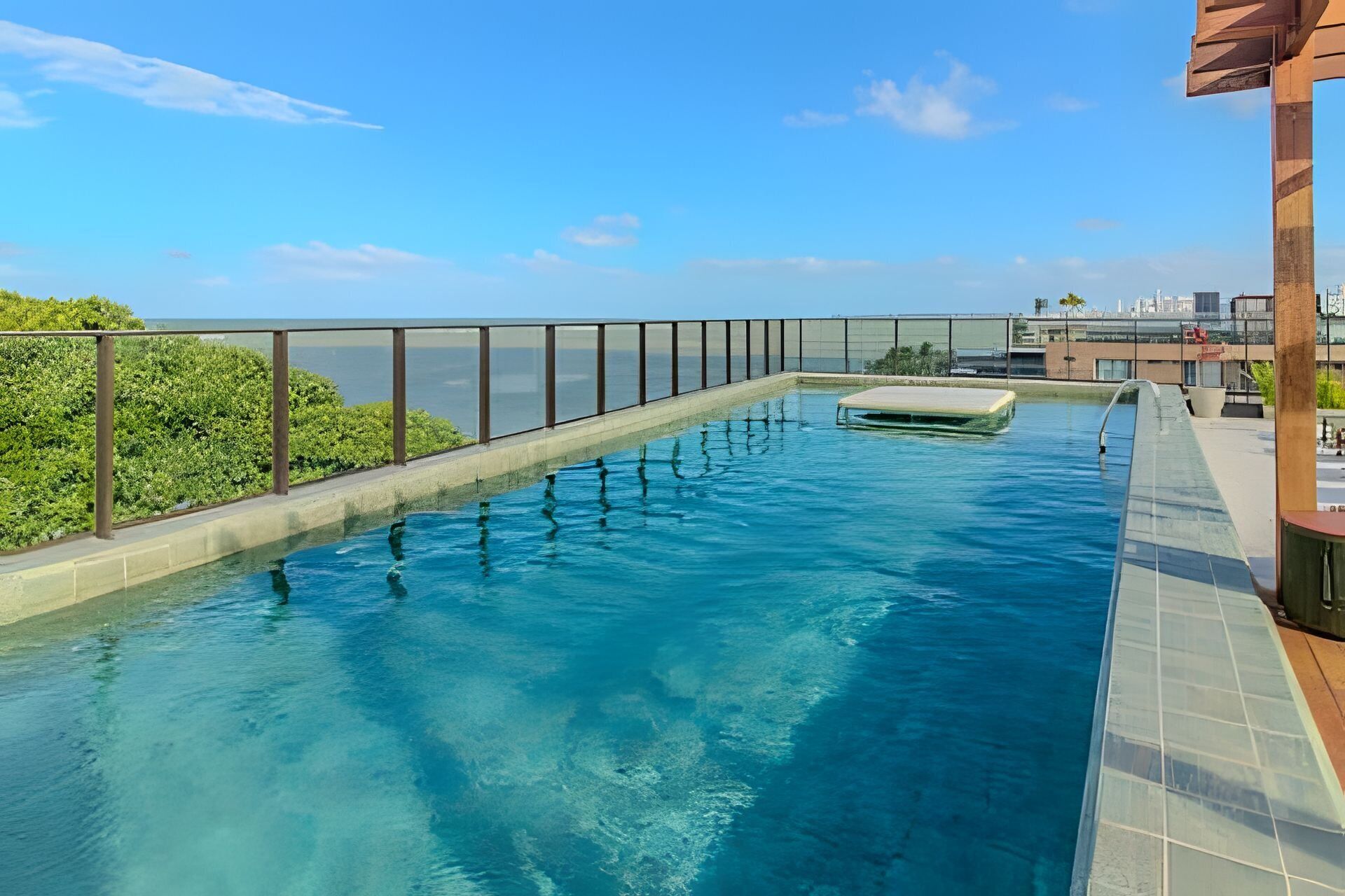 Apartamento Deluxe | Piscina | Una piscina al aire libre