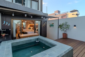 Deluxe Apartment | Outdoor spa tub - Get Sense (João Pessoa)