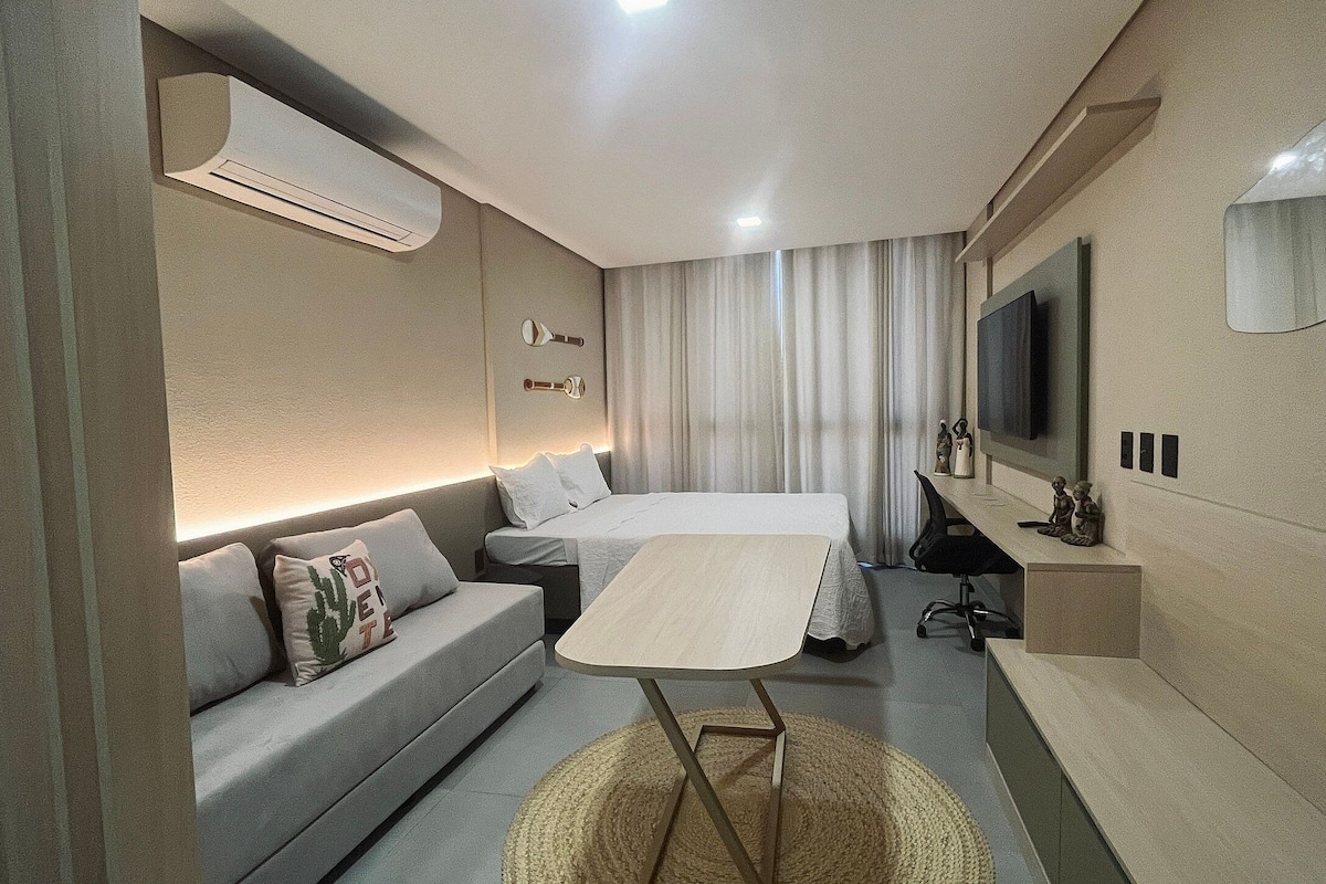 Espacio para trabajar con laptop y wifi gratis