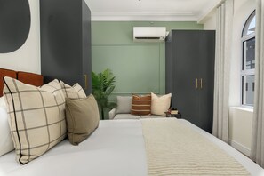1 dormitorio, tabla de planchar con plancha, Internet y ropa de cama