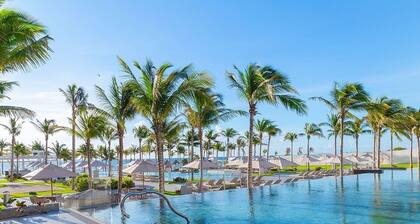 3-bedroom condo in enchanting Cancún with fitness room, AC