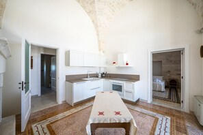 Interior - Palmento Giorgio Apartment – Rural home with 3 bedrooms (Martina Franca)