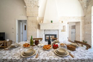 Dining - Palmento Giorgio Apartment – Rural home with 3 bedrooms (Martina Franca)