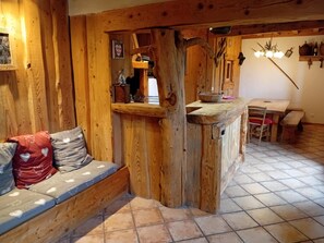 Living area - Apartment in resort center chalet (Chamrousse)