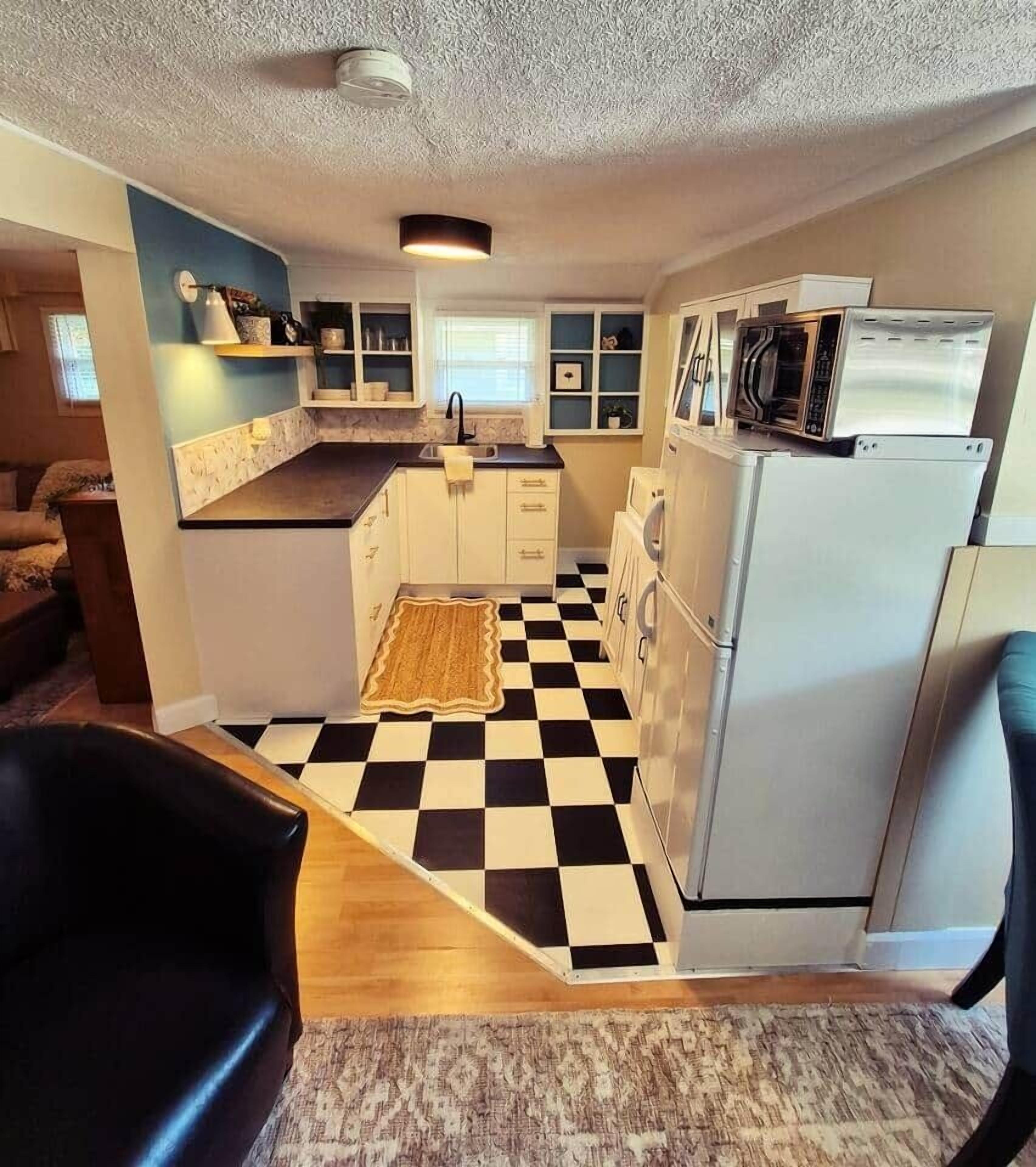 المنشأة من الداخل