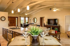 Interior - Beautiful 2 Bedroom Pool Home On Big Pine Key (Big Pine Key)