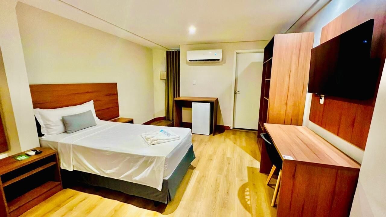 Standard Single Room, 1 Single Bed | Premium bedding, pillow-top beds, minibar, laptop workspace