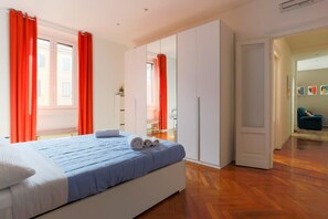 Unclassified image, 4 of 37, button