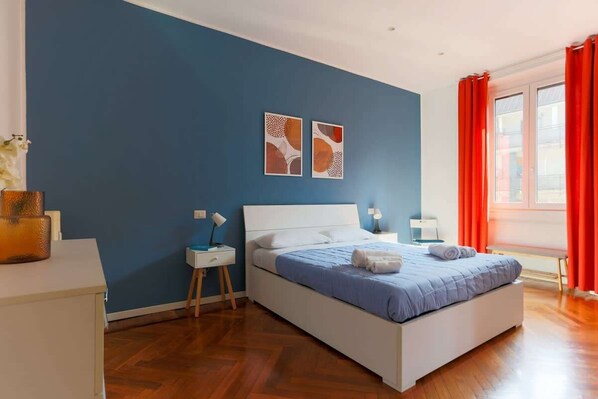 Unclassified image, 1 of 37, button