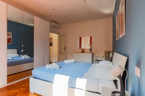 Unclassified image, 3 of 37, button